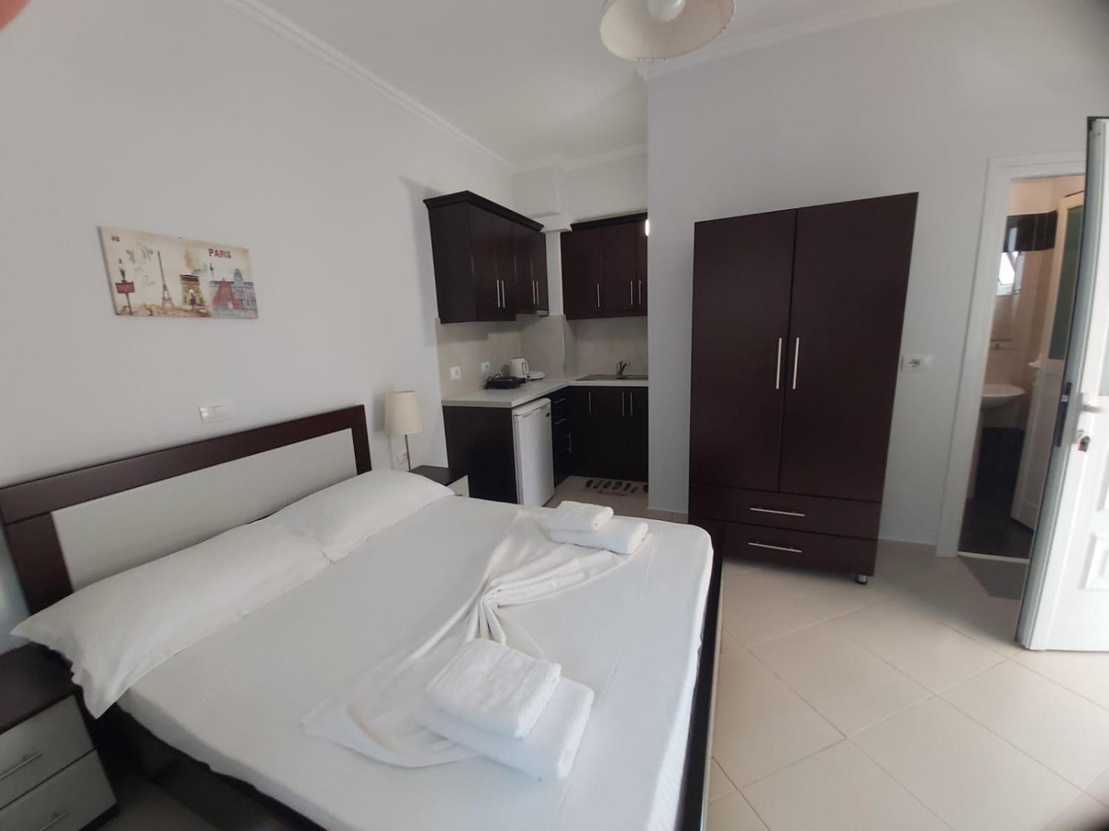 Myksamil Apartments Bagian luar foto