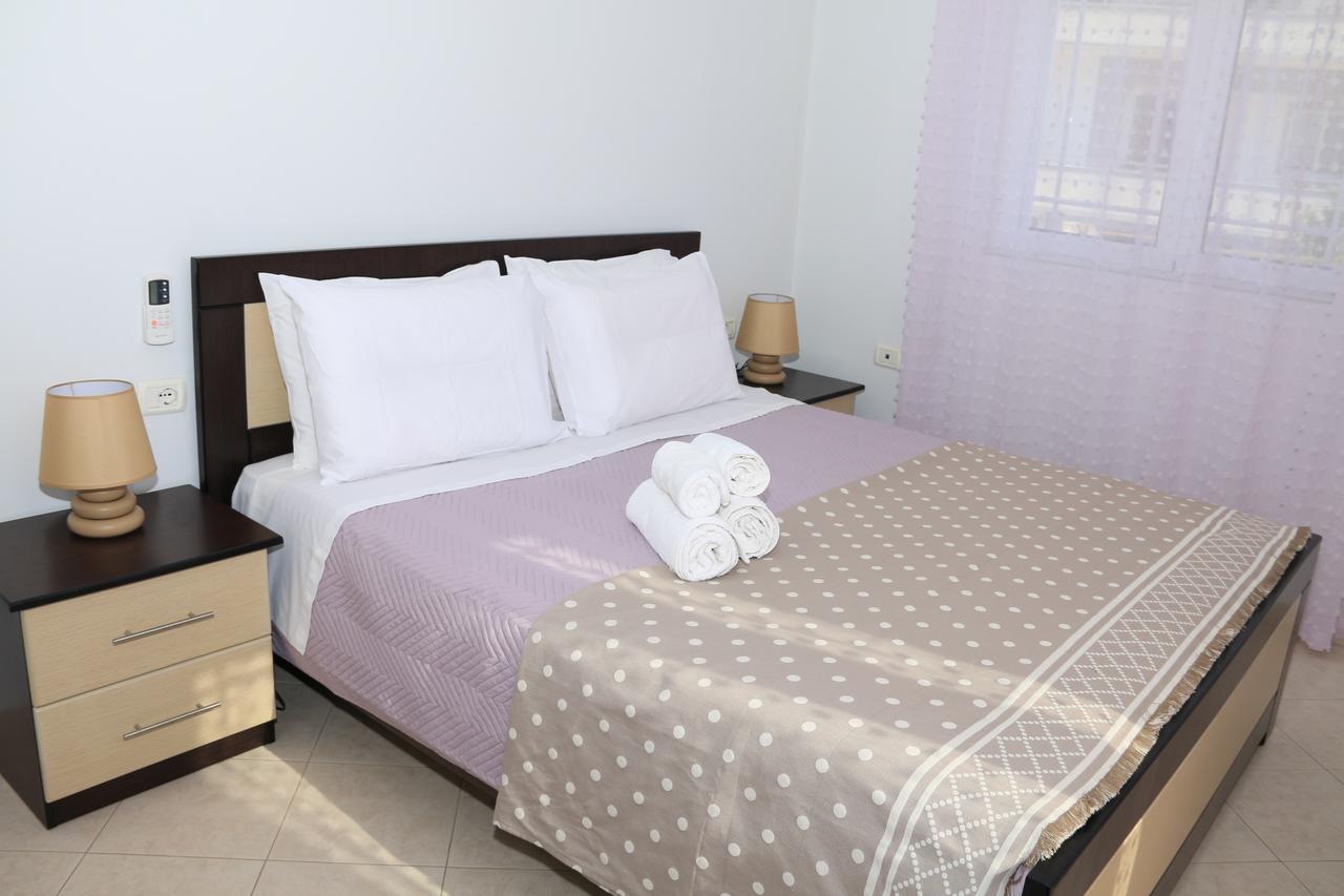 Myksamil Apartments Bagian luar foto